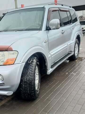 Сірий Міцубісі Паджеро, об'ємом двигуна 3.2 л та пробігом 277 тис. км за 8700 $, фото 22 на Automoto.ua