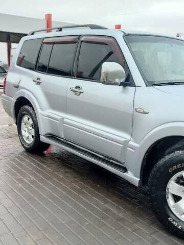 Сірий Міцубісі Паджеро, об'ємом двигуна 3.2 л та пробігом 277 тис. км за 8700 $, фото 9 на Automoto.ua