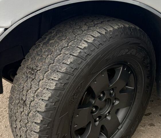 Серый Мицубиси Паджеро, объемом двигателя 3 л и пробегом 300 тыс. км за 5500 $, фото 8 на Automoto.ua