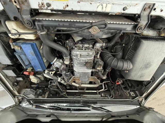 Серый Мицубиси Паджеро, объемом двигателя 3.2 л и пробегом 266 тыс. км за 4300 $, фото 8 на Automoto.ua