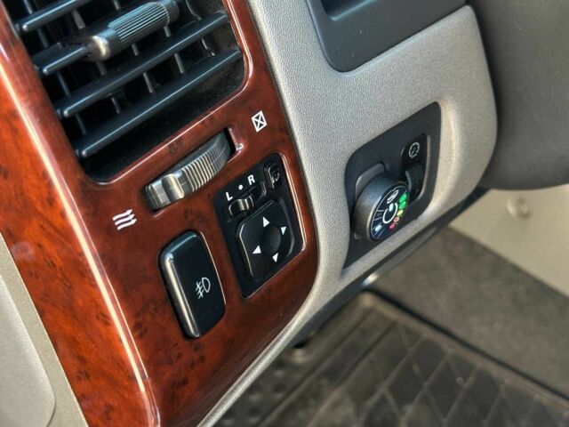 Сірий Міцубісі Паджеро, об'ємом двигуна 3 л та пробігом 230 тис. км за 6000 $, фото 12 на Automoto.ua