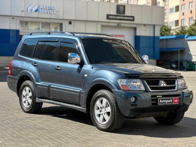 Сірий Міцубісі Паджеро, об'ємом двигуна 3 л та пробігом 230 тис. км за 6000 $, фото 2 на Automoto.ua