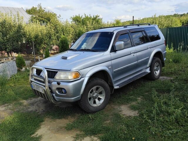 Серый Мицубиси Паджеро, объемом двигателя 2.5 л и пробегом 200 тыс. км за 10000 $, фото 8 на Automoto.ua
