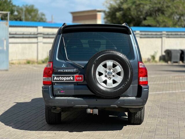 Сірий Міцубісі Паджеро, об'ємом двигуна 3 л та пробігом 230 тис. км за 6000 $, фото 5 на Automoto.ua