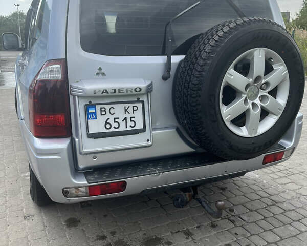 Серый Мицубиси Паджеро, объемом двигателя 3.2 л и пробегом 359 тыс. км за 7900 $, фото 7 на Automoto.ua