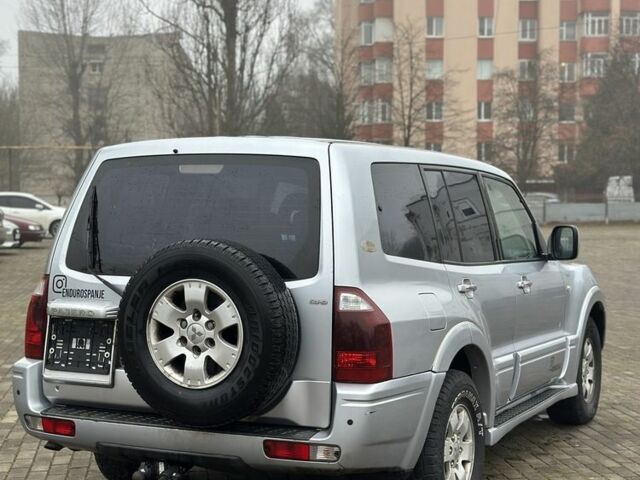 Сірий Міцубісі Паджеро, об'ємом двигуна 3.2 л та пробігом 265 тис. км за 4550 $, фото 7 на Automoto.ua