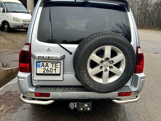 Серый Мицубиси Паджеро, объемом двигателя 3.5 л и пробегом 214 тыс. км за 6800 $, фото 3 на Automoto.ua