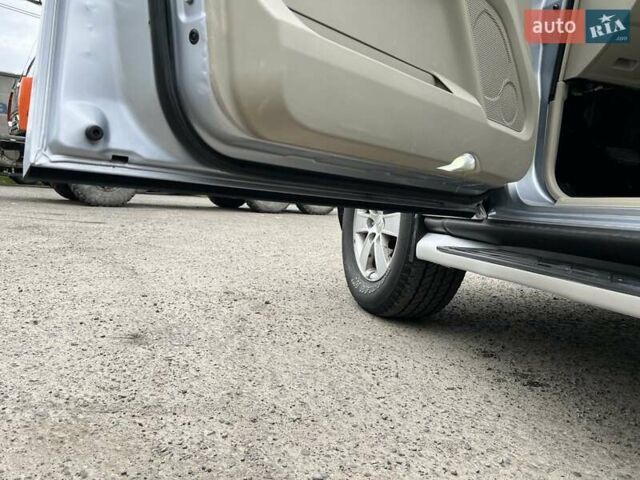 Сірий Міцубісі Паджеро, об'ємом двигуна 2.97 л та пробігом 187 тис. км за 10500 $, фото 13 на Automoto.ua