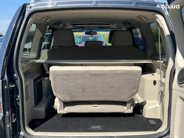 Сірий Міцубісі Паджеро, об'ємом двигуна 3 л та пробігом 162 тис. км за 11990 $, фото 35 на Automoto.ua