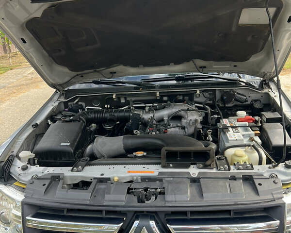 Серый Мицубиси Паджеро, объемом двигателя 2.97 л и пробегом 220 тыс. км за 12900 $, фото 23 на Automoto.ua