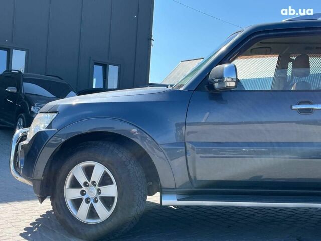 Сірий Міцубісі Паджеро, об'ємом двигуна 3 л та пробігом 162 тис. км за 11990 $, фото 11 на Automoto.ua