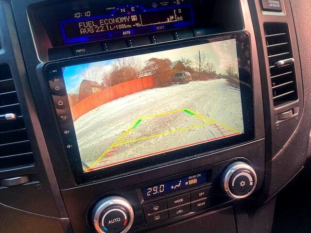 Сірий Міцубісі Паджеро, об'ємом двигуна 3.8 л та пробігом 220 тис. км за 10500 $, фото 4 на Automoto.ua