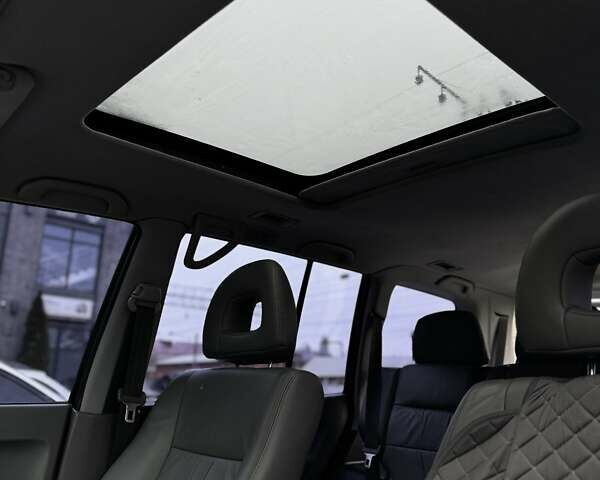 Сірий Міцубісі Паджеро, об'ємом двигуна 2.97 л та пробігом 230 тис. км за 9000 $, фото 5 на Automoto.ua