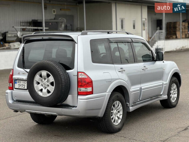 Сірий Міцубісі Паджеро, об'ємом двигуна 2.97 л та пробігом 211 тис. км за 10970 $, фото 6 на Automoto.ua