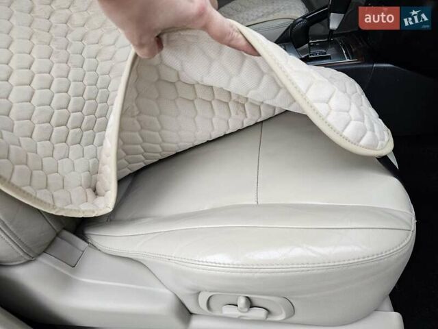 Сірий Міцубісі Паджеро, об'ємом двигуна 3 л та пробігом 187 тис. км за 11777 $, фото 37 на Automoto.ua