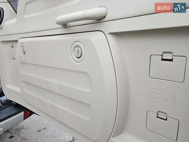 Сірий Міцубісі Паджеро, об'ємом двигуна 3 л та пробігом 187 тис. км за 11777 $, фото 19 на Automoto.ua