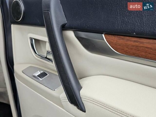 Сірий Міцубісі Паджеро, об'ємом двигуна 3 л та пробігом 187 тис. км за 11777 $, фото 24 на Automoto.ua