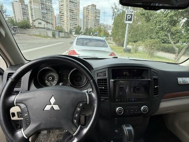 Серый Мицубиси Паджеро, объемом двигателя 3 л и пробегом 199 тыс. км за 8500 $, фото 10 на Automoto.ua