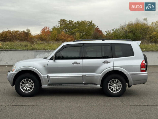 Сірий Міцубісі Паджеро, об'ємом двигуна 2.97 л та пробігом 211 тис. км за 10970 $, фото 14 на Automoto.ua