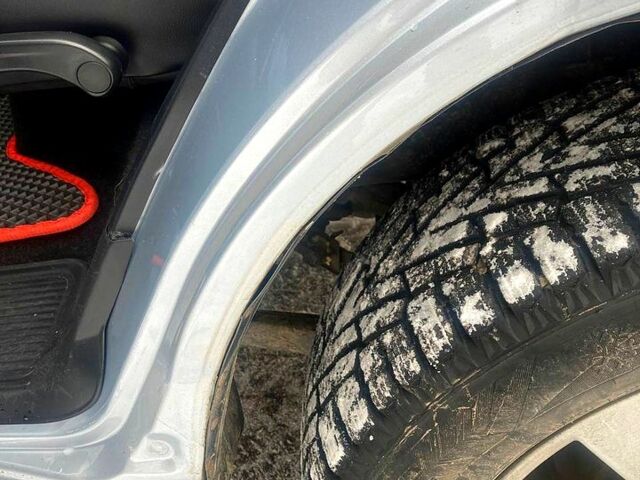 Сірий Міцубісі Паджеро, об'ємом двигуна 3.8 л та пробігом 220 тис. км за 10500 $, фото 6 на Automoto.ua