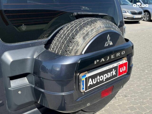 Сірий Міцубісі Паджеро, об'ємом двигуна 3 л та пробігом 162 тис. км за 11990 $, фото 37 на Automoto.ua