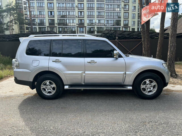 Серый Мицубиси Паджеро, объемом двигателя 2.97 л и пробегом 220 тыс. км за 12900 $, фото 18 на Automoto.ua