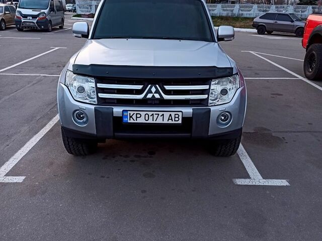 Серый Мицубиси Паджеро, объемом двигателя 3.8 л и пробегом 224 тыс. км за 10700 $, фото 4 на Automoto.ua