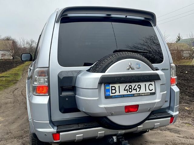 Сірий Міцубісі Паджеро, об'ємом двигуна 3.8 л та пробігом 213 тис. км за 10300 $, фото 2 на Automoto.ua