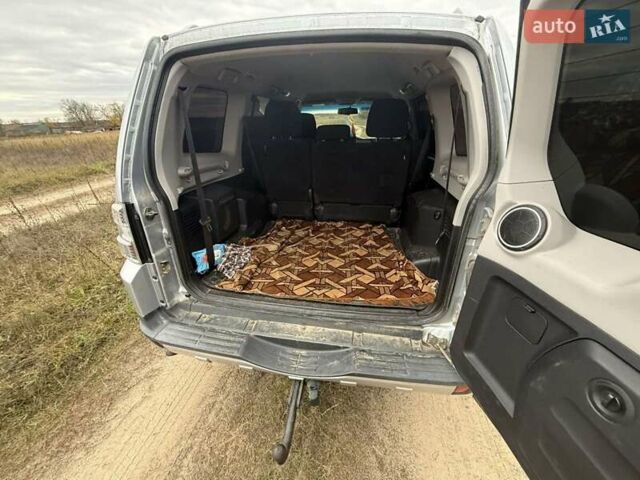 Серый Мицубиси Паджеро, объемом двигателя 3.2 л и пробегом 305 тыс. км за 10900 $, фото 8 на Automoto.ua