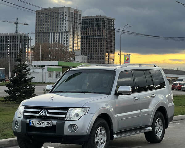 Серый Мицубиси Паджеро, объемом двигателя 2.97 л и пробегом 223 тыс. км за 11700 $, фото 8 на Automoto.ua