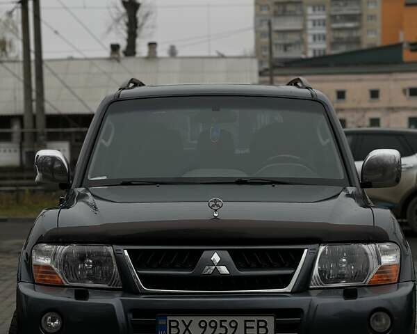 Сірий Міцубісі Паджеро, об'ємом двигуна 2.97 л та пробігом 230 тис. км за 9000 $, фото 7 на Automoto.ua