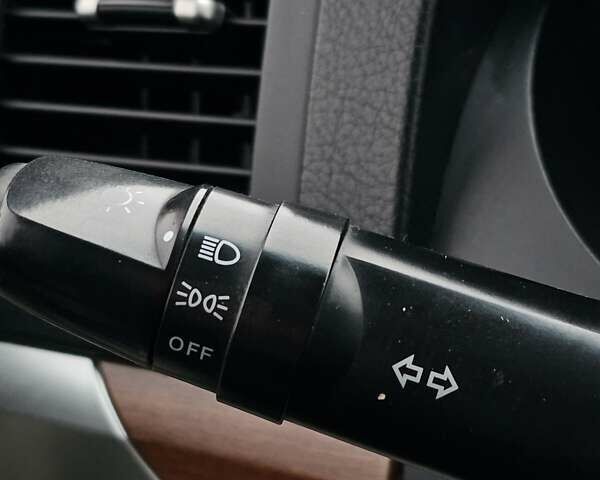 Сірий Міцубісі Паджеро, об'ємом двигуна 3 л та пробігом 187 тис. км за 11777 $, фото 56 на Automoto.ua