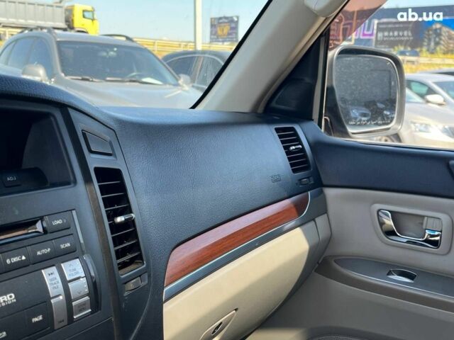 Сірий Міцубісі Паджеро, об'ємом двигуна 3 л та пробігом 162 тис. км за 11990 $, фото 26 на Automoto.ua