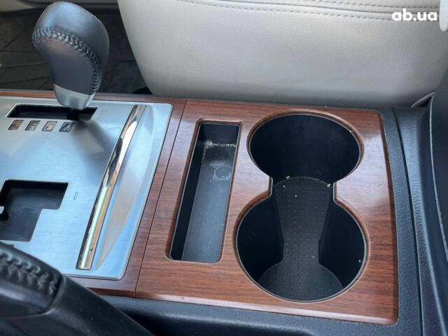 Сірий Міцубісі Паджеро, об'ємом двигуна 3 л та пробігом 162 тис. км за 11990 $, фото 25 на Automoto.ua