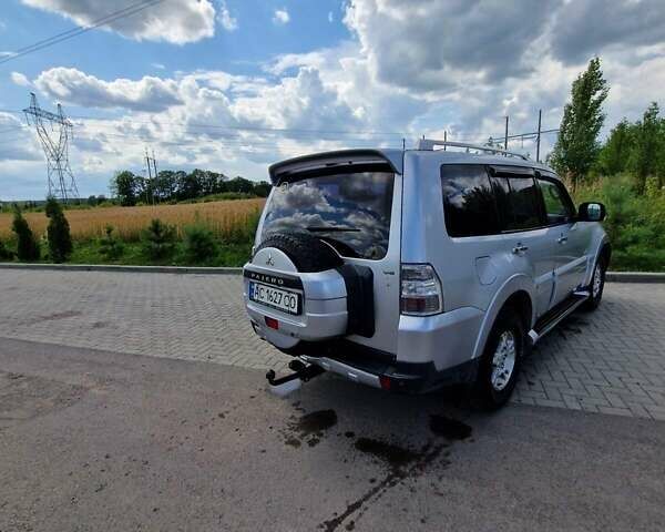 Мицубиси Паджеро 2007 в Луцке на Automoto.ua Серый Мицубиси Паджеро, объемом двигателя 2.97 л и пробегом 240 тыс. км за 11700 $, фото 2 на Automoto.ua