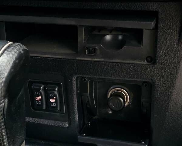 Сірий Міцубісі Паджеро, об'ємом двигуна 3 л та пробігом 187 тис. км за 11777 $, фото 51 на Automoto.ua