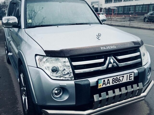 Сірий Міцубісі Паджеро, об'ємом двигуна 3.2 л та пробігом 180 тис. км за 16500 $, фото 2 на Automoto.ua