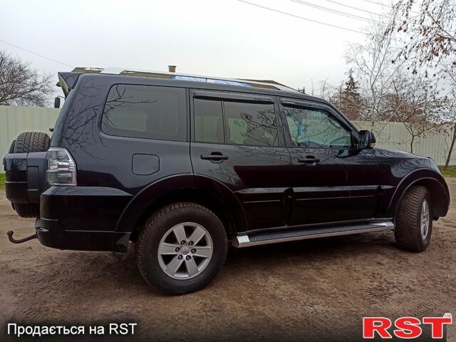 Серый Мицубиси Паджеро, объемом двигателя 1.1 л и пробегом 269 тыс. км за 10500 $, фото 1 на Automoto.ua