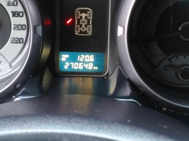 Сірий Міцубісі Паджеро, об'ємом двигуна 3 л та пробігом 270 тис. км за 14400 $, фото 7 на Automoto.ua