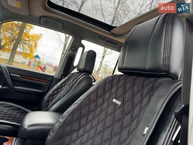 Серый Мицубиси Паджеро, объемом двигателя 2.97 л и пробегом 198 тыс. км за 10000 $, фото 20 на Automoto.ua