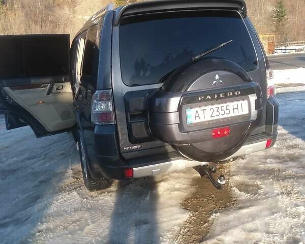 Серый Мицубиси Паджеро, объемом двигателя 3.2 л и пробегом 268 тыс. км за 13400 $, фото 7 на Automoto.ua