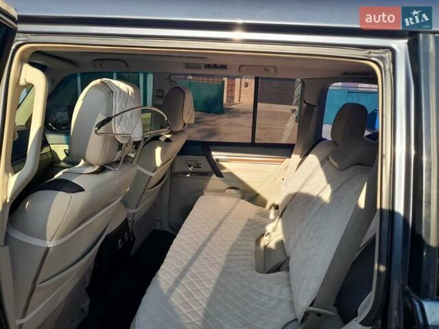 Серый Мицубиси Паджеро, объемом двигателя 2.97 л и пробегом 168 тыс. км за 12500 $, фото 4 на Automoto.ua