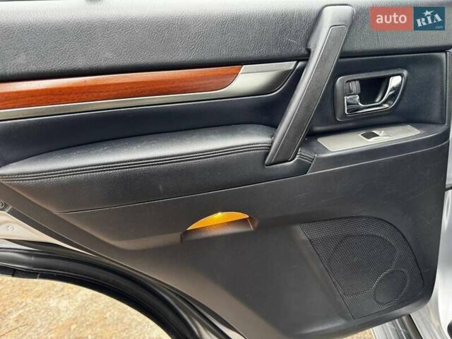 Серый Мицубиси Паджеро, объемом двигателя 2.97 л и пробегом 198 тыс. км за 10000 $, фото 22 на Automoto.ua