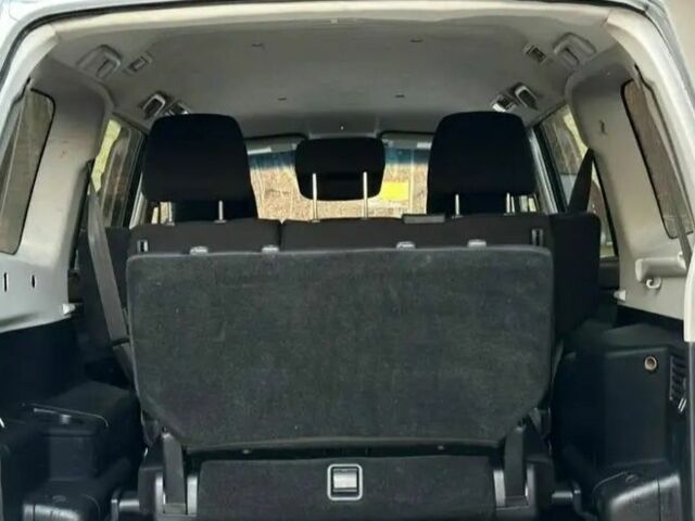 Серый Мицубиси Паджеро, объемом двигателя 3.2 л и пробегом 199 тыс. км за 2900 $, фото 9 на Automoto.ua