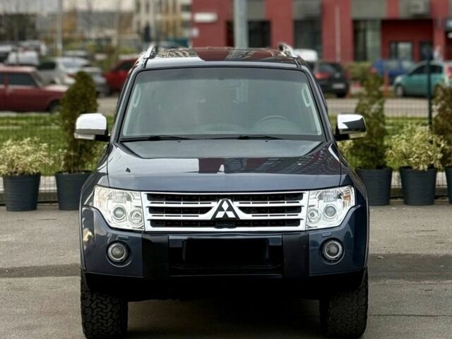 Сірий Міцубісі Паджеро, об'ємом двигуна 3 л та пробігом 245 тис. км за 9950 $, фото 7 на Automoto.ua