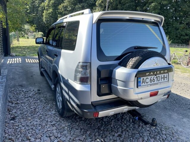 Сірий Міцубісі Паджеро, об'ємом двигуна 3 л та пробігом 253 тис. км за 12000 $, фото 6 на Automoto.ua