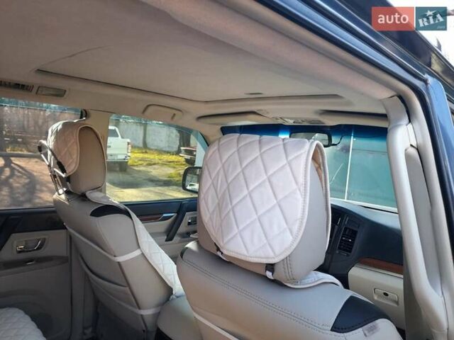 Серый Мицубиси Паджеро, объемом двигателя 2.97 л и пробегом 168 тыс. км за 12500 $, фото 8 на Automoto.ua