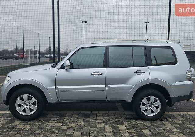 Серый Мицубиси Паджеро, объемом двигателя 3 л и пробегом 259 тыс. км за 9700 $, фото 11 на Automoto.ua