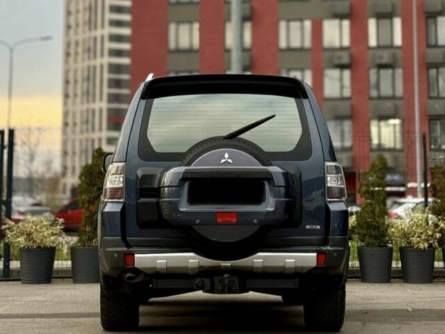Сірий Міцубісі Паджеро, об'ємом двигуна 3 л та пробігом 245 тис. км за 9950 $, фото 2 на Automoto.ua