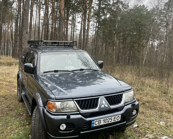 Серый Мицубиси Паджеро, объемом двигателя 3 л и пробегом 290 тыс. км за 9000 $, фото 9 на Automoto.ua